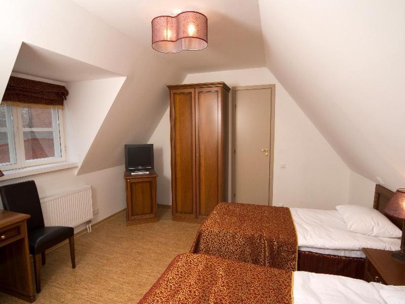 St.Olav Hotel Tallinn Kamer foto